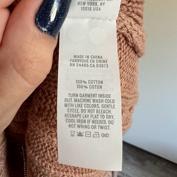 NWT Aerie Mini 100% Cotton Cable Knit Cropped Sweater Beach Dune Women’s Small - Picture 13 of 14